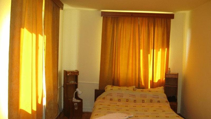 Lary Hostel Suceava Exterior foto